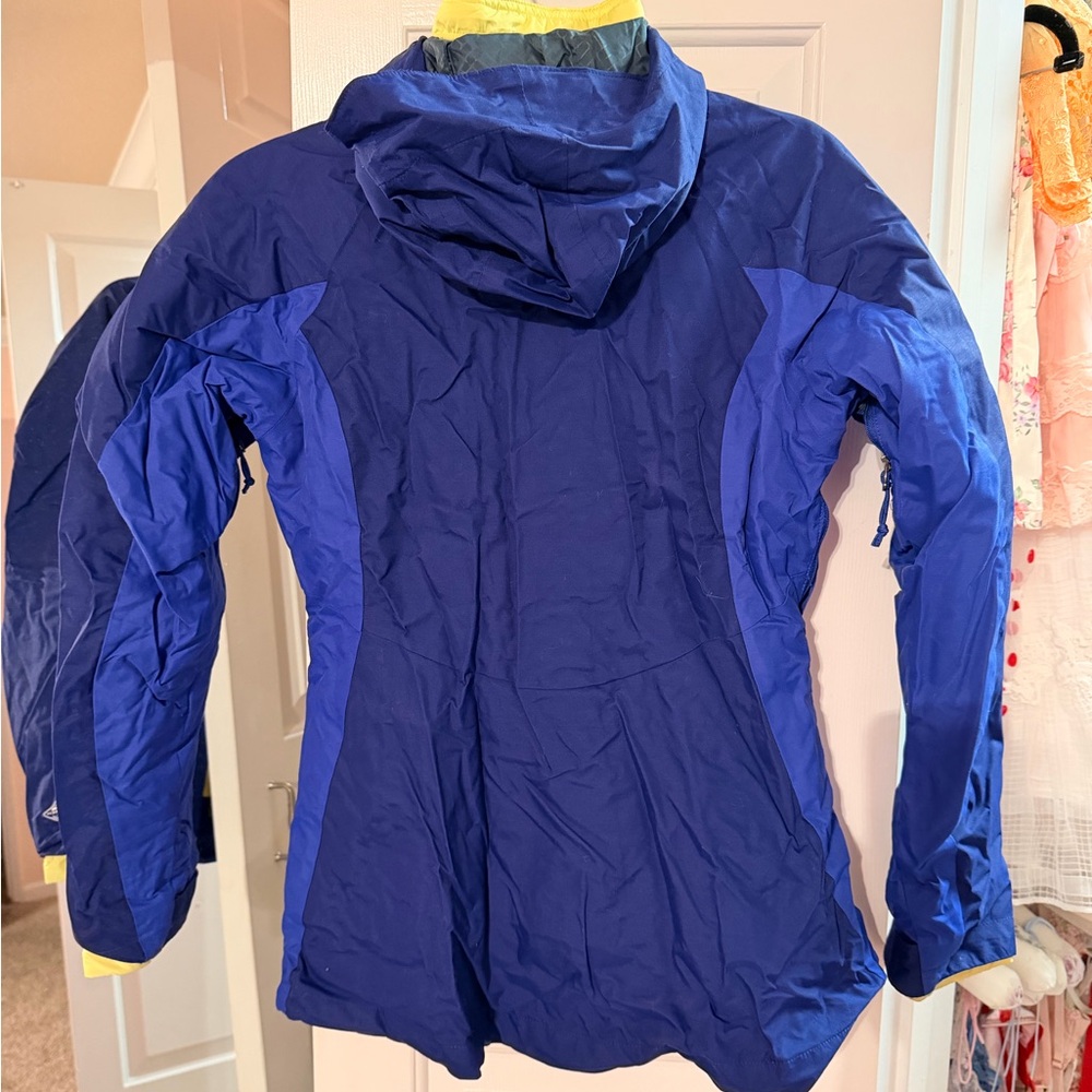 Columbia Navy and Royal Blue Snow Coat - Picture 2 of 3